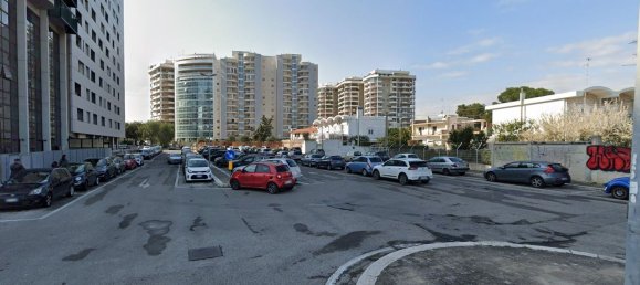 Parkplatz in Bari, Italy 22m², Nr. 327415 9