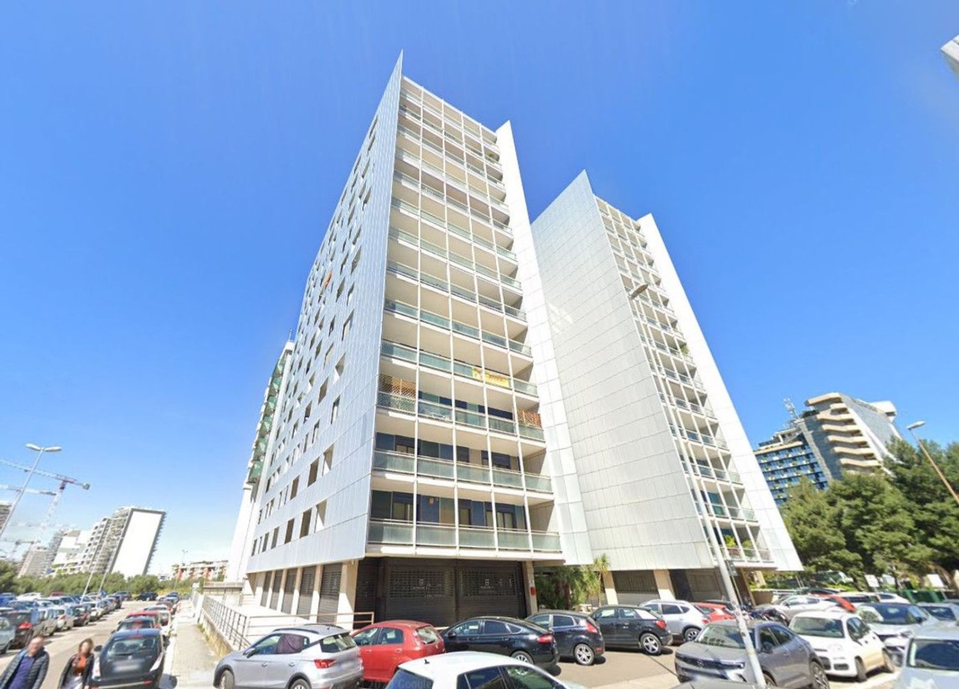 Parkplatz in Bari, Italy 22m², Nr. 327415