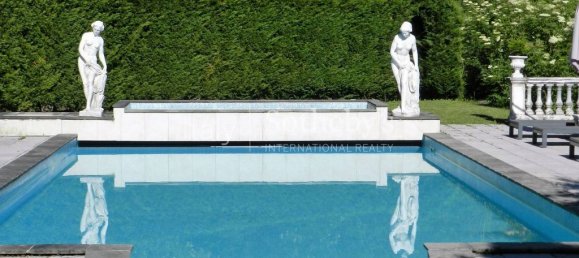 11 bedrooms Villa in Castelnuovo di Garfagnana, Italy No. 213535 8