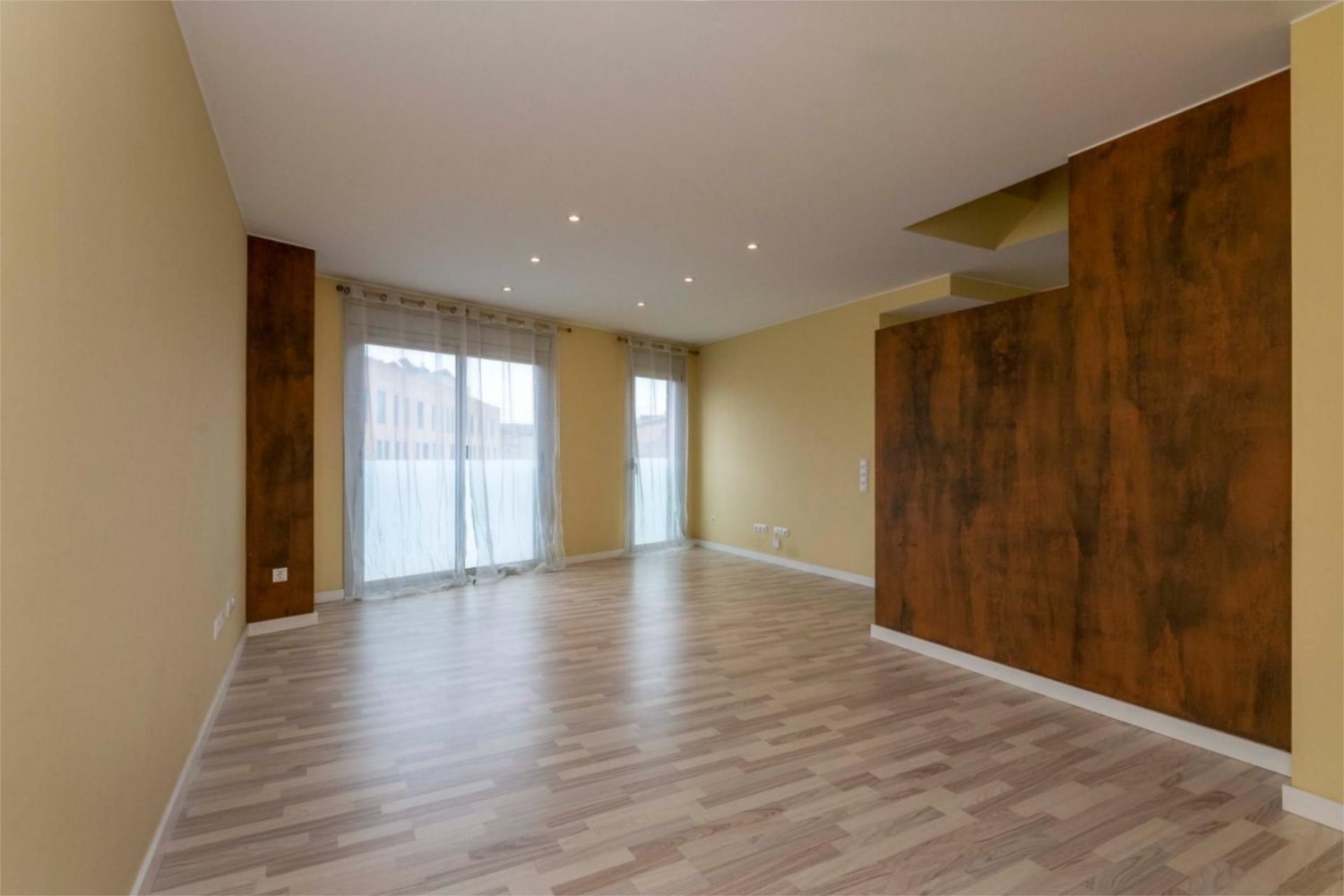 Дуплекс с 4 спальнями в Барселона, Испания № 253363