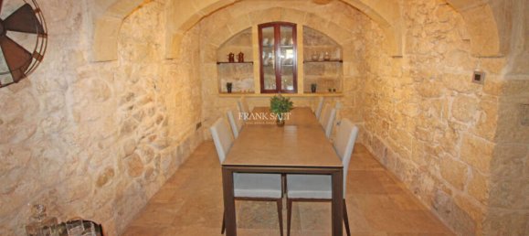 3 bedrooms House in Rabat, Malta No. 11226 4