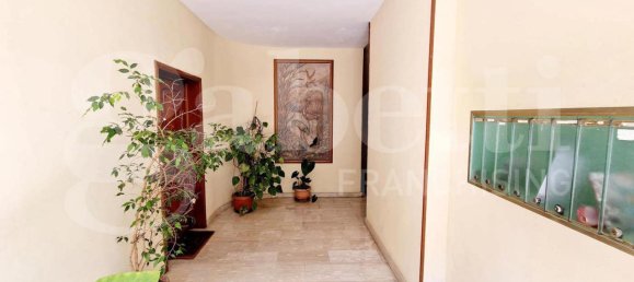 3-Zimmer Wohnung in Rome, Italy, Nr. 83744 5