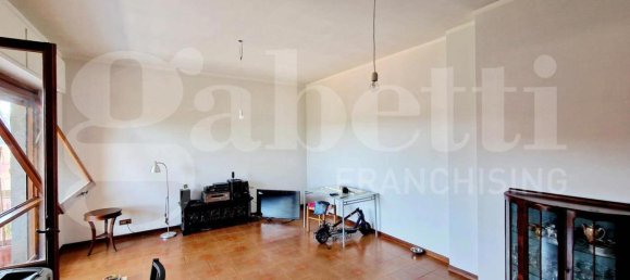 3-Zimmer Wohnung in Rome, Italy, Nr. 83744 4