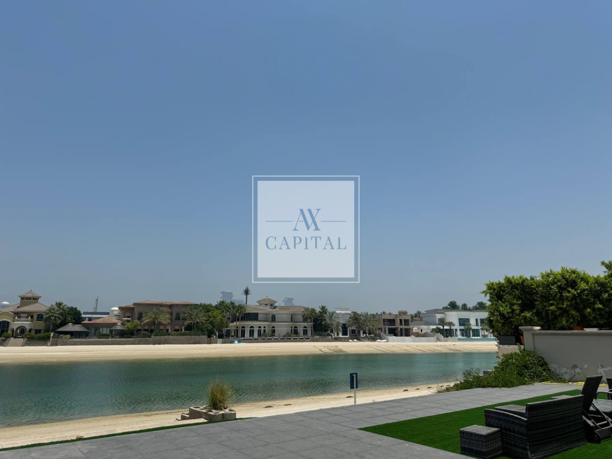 6 bedrooms Villa in Palm Jumeirah, UAE No. 51382