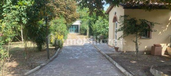 Casa de 2 dormitorios en Arezzo, Italy No. 281854 3