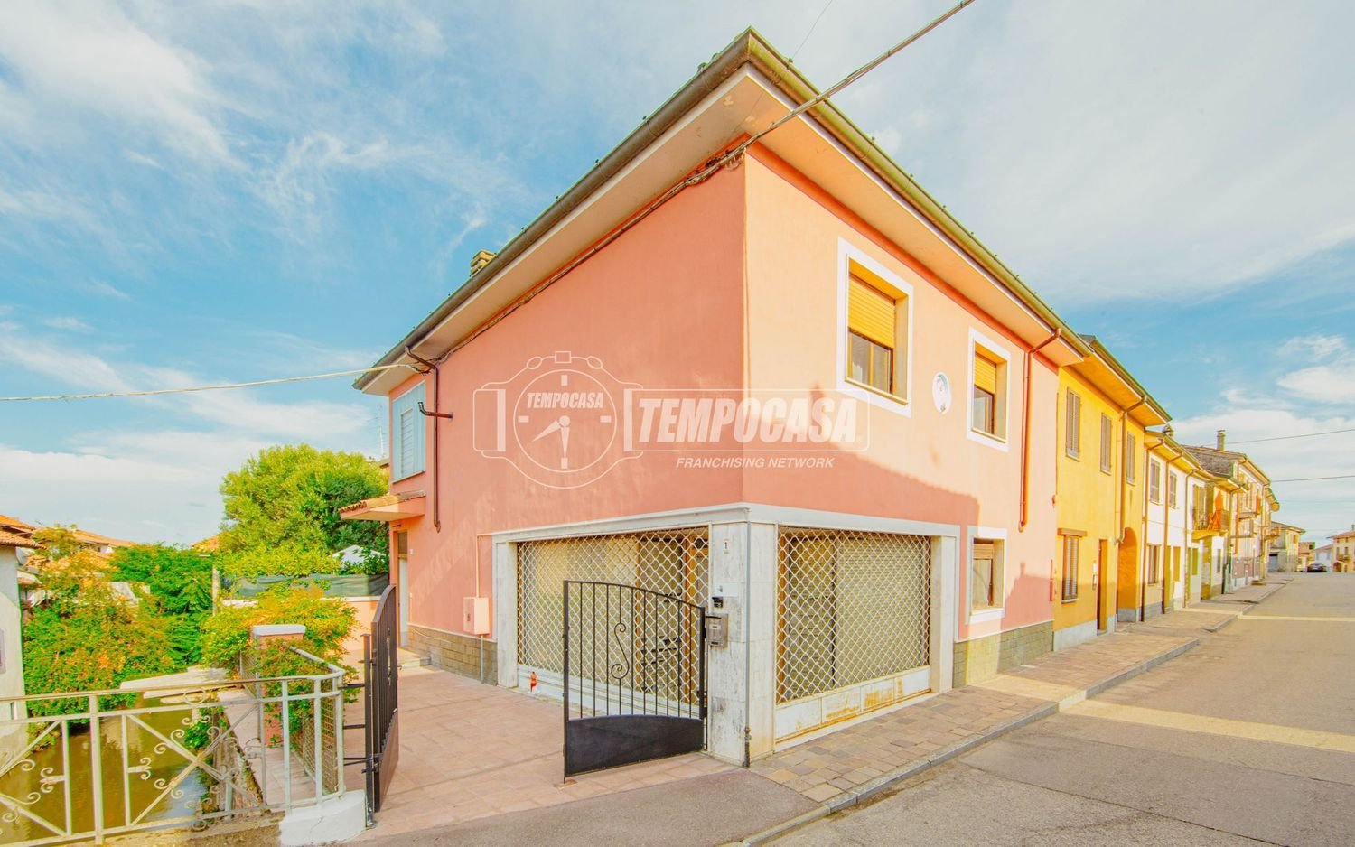 4 rooms House in Palestro, Italy No. 274093