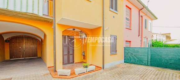 4 rooms House in Palestro, Italy No. 274093 2
