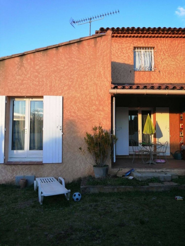 Casa T3 em Pertuis, France N.º 329339