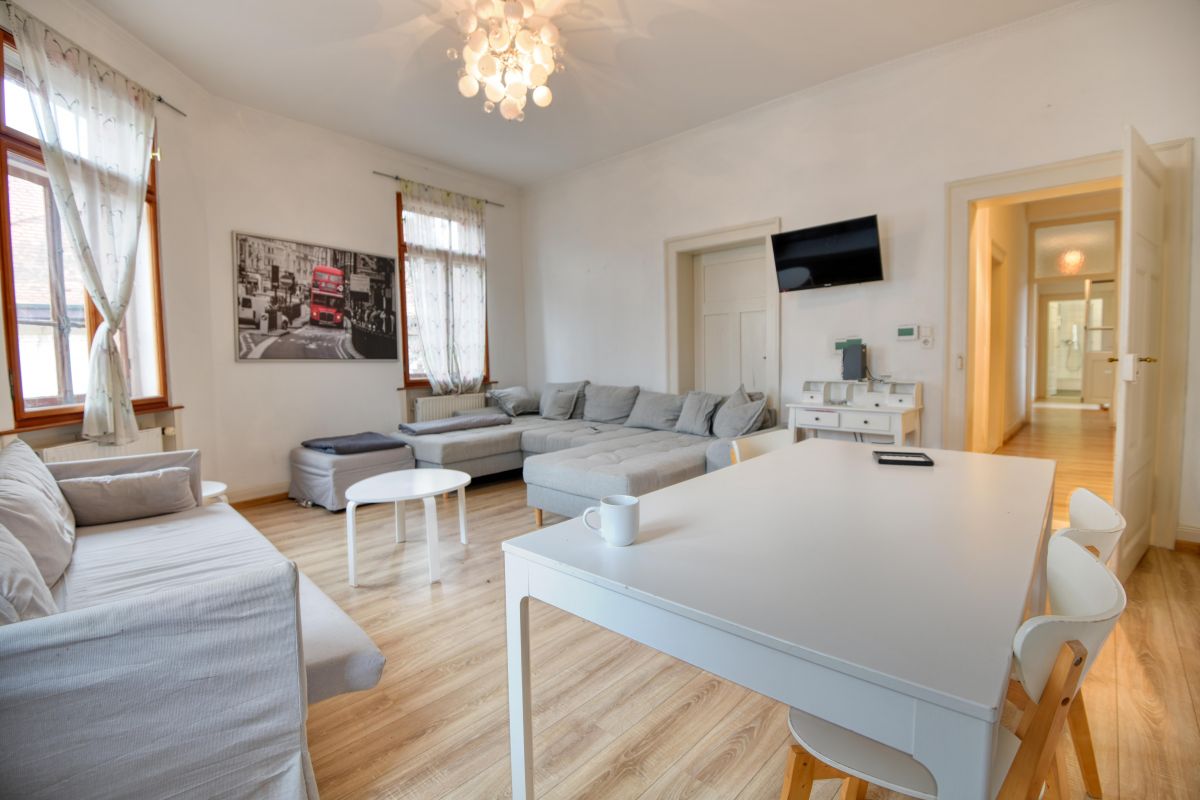 Edificio de 12 dormitorios en Mannheim, Germany No. 25872