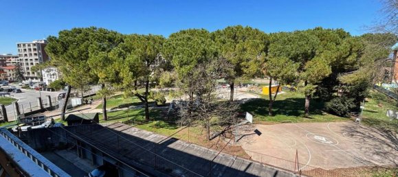 Apartamento de 4 divisões em Udine, Italy N.º 37561 11