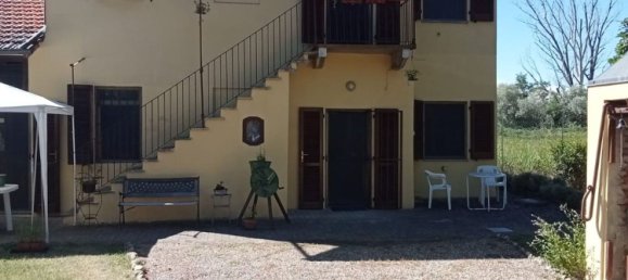 3 bedrooms House in Quinto Vercellese, Italy No. 379694 4