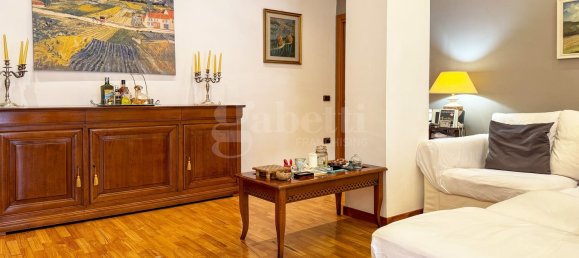 4 rooms Apartment in Naples, Italy No. 278056 13