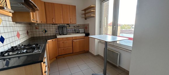 2 bedrooms Apartment in Freyming-Merlebach, France No. 60409 4
