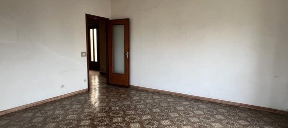 8 rooms House in Carmagnola, Italy No. 229595 22