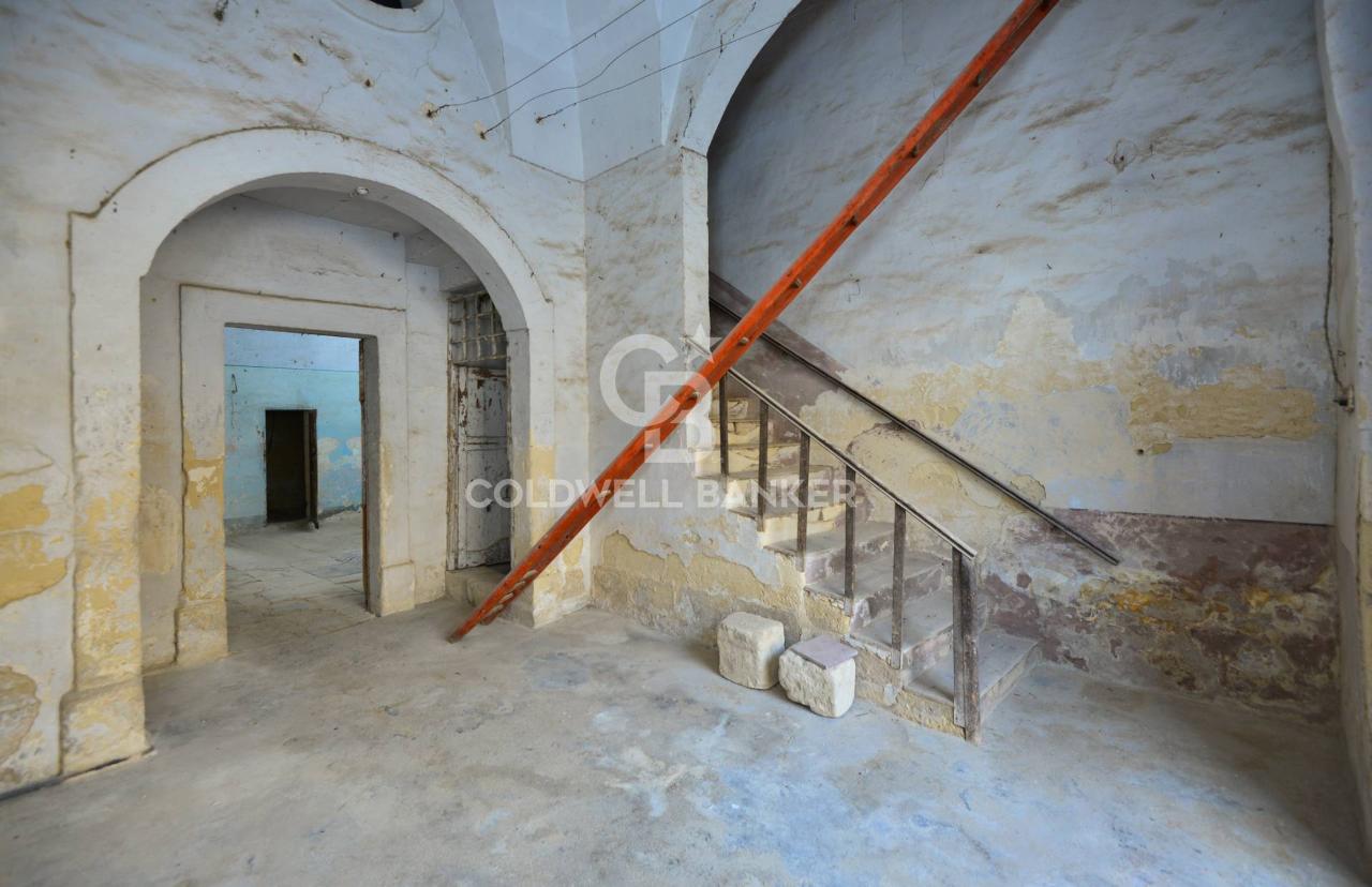 2غرفة بناية في Lizzanello, Italy رقم 166989