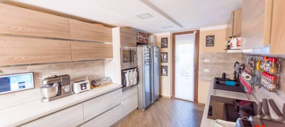 2 bedrooms House in Fiumicino, Italy No. 334352 10