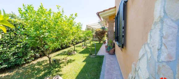 2 bedrooms House in Fiumicino, Italy No. 334352 23