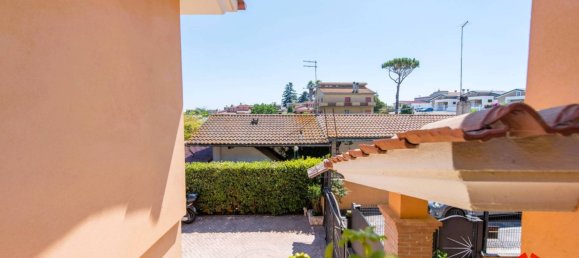 2 bedrooms House in Fiumicino, Italy No. 334352 22