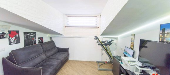 2 bedrooms House in Fiumicino, Italy No. 334352 16