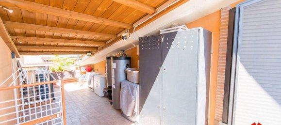 2 bedrooms House in Fiumicino, Italy No. 334352 21