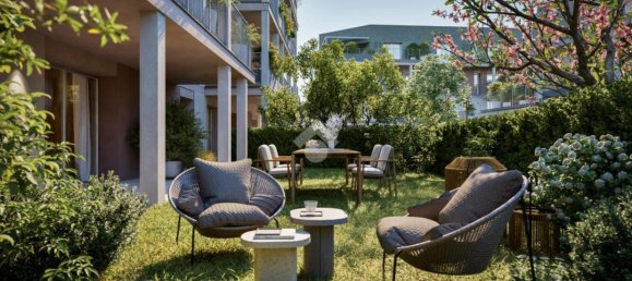 4-salle Appartement à Basiglio, Italy No. 15295 7