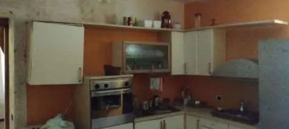 6 rooms House in Cocquio-Trevisago, Italy No. 270240 24