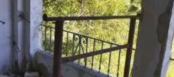 6 rooms House in Cocquio-Trevisago, Italy No. 270240 7