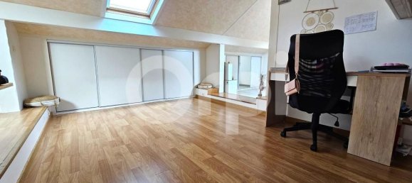 3 bedrooms House in Chennevieres-sur-Marne, France No. 319492 5