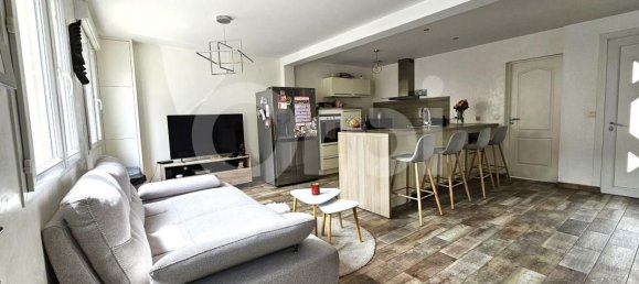 3 bedrooms House in Chennevieres-sur-Marne, France No. 319492 7