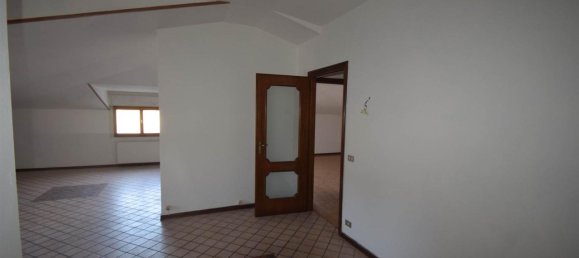 3 rooms Apartment in Rivergaro, Italy No. 30285 16
