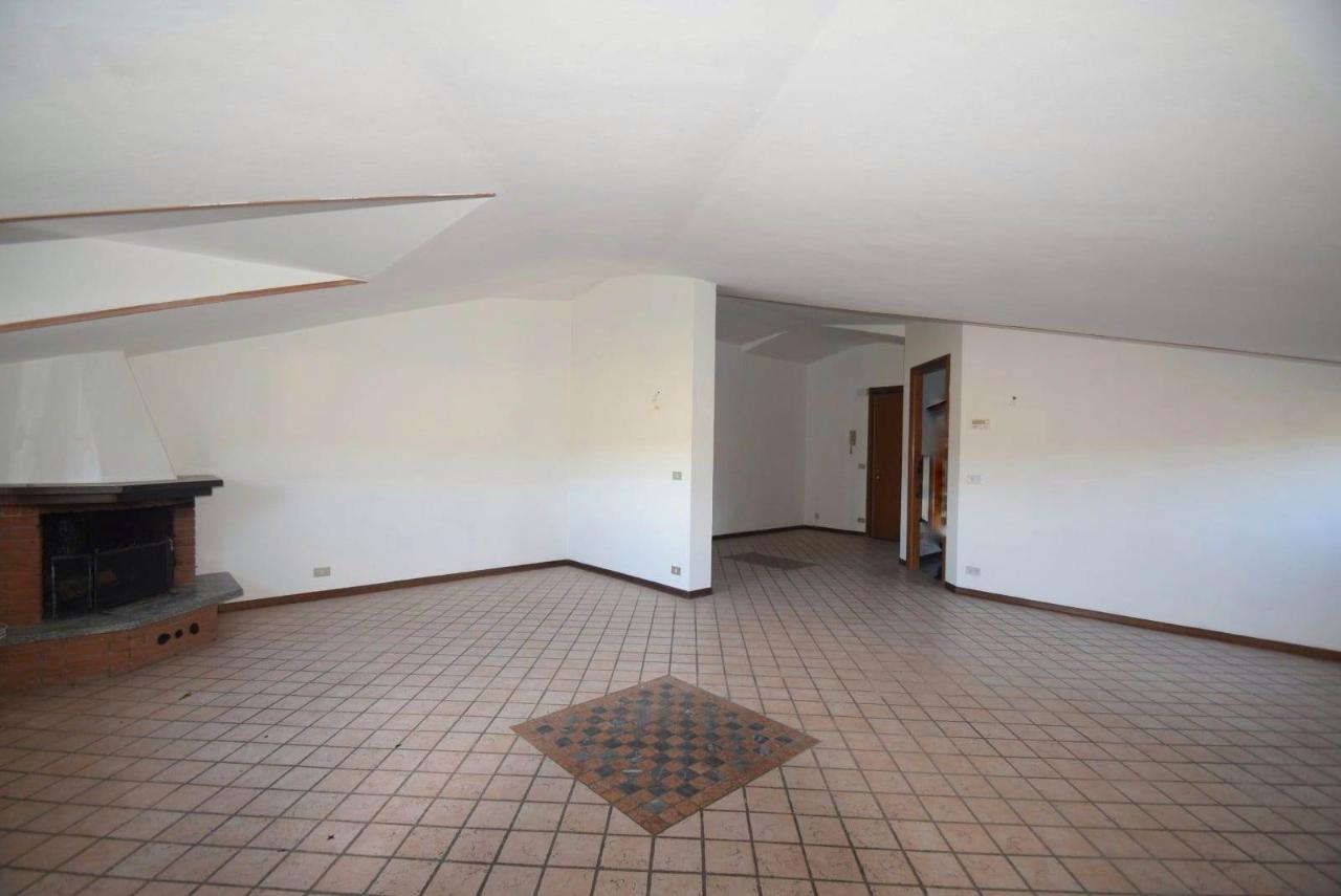 3 rooms Apartment in Rivergaro, Italy No. 30285