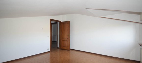 3 rooms Apartment in Rivergaro, Italy No. 30285 25