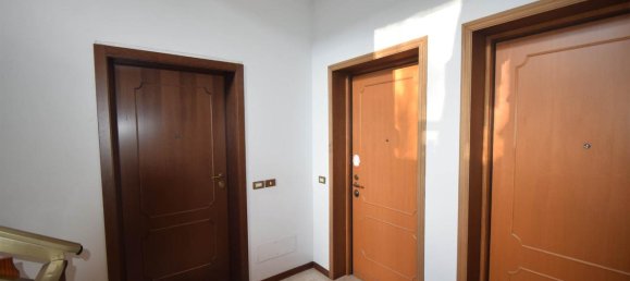 3 rooms Apartment in Rivergaro, Italy No. 30285 14