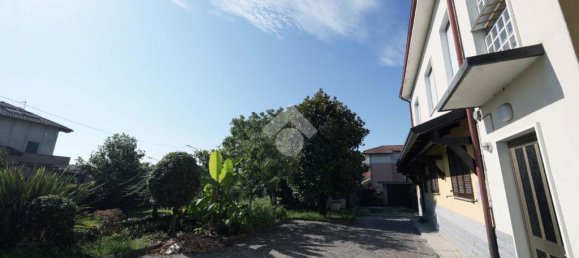 2 chambres Maison à Verano Brianza, Italy No. 305672 3