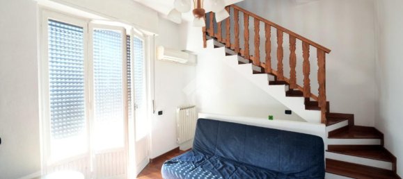 2 chambres Maison à Verano Brianza, Italy No. 305672 17