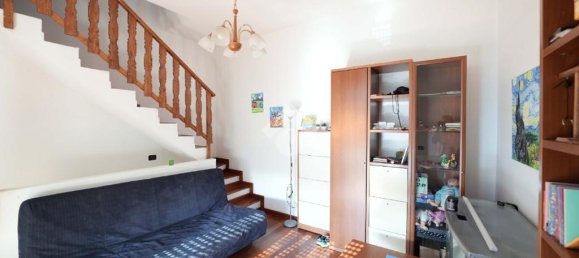 2 chambres Maison à Verano Brianza, Italy No. 305672 16