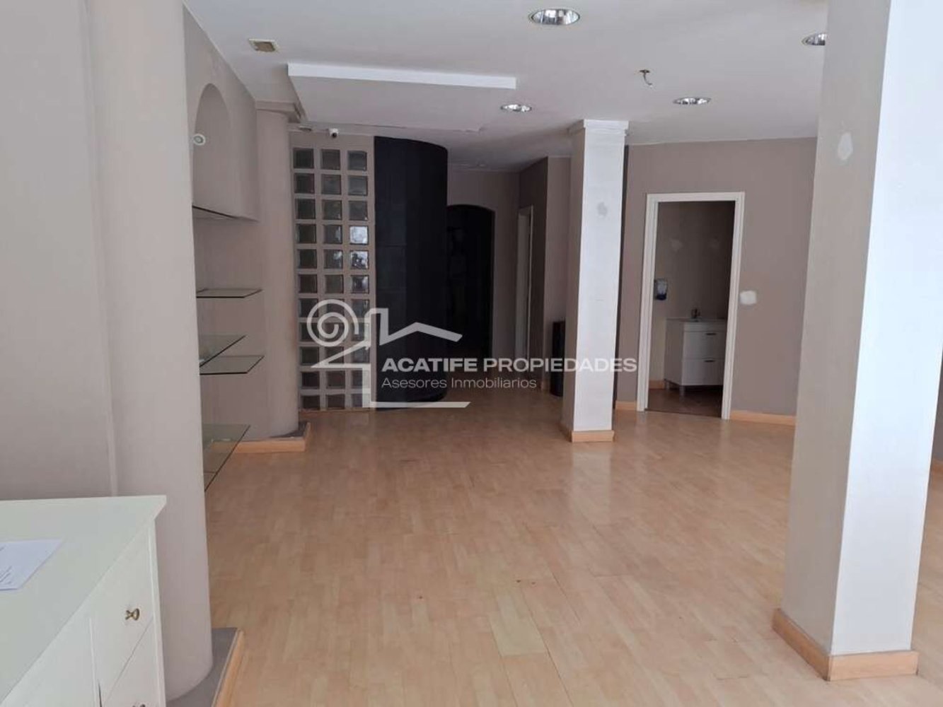 Gewerbliche Immobilie in Arrecife, Spain 150m², Nr. 95231