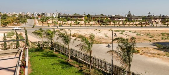 Apartment 4+1 in Mersin, Turkey No. 9166 13