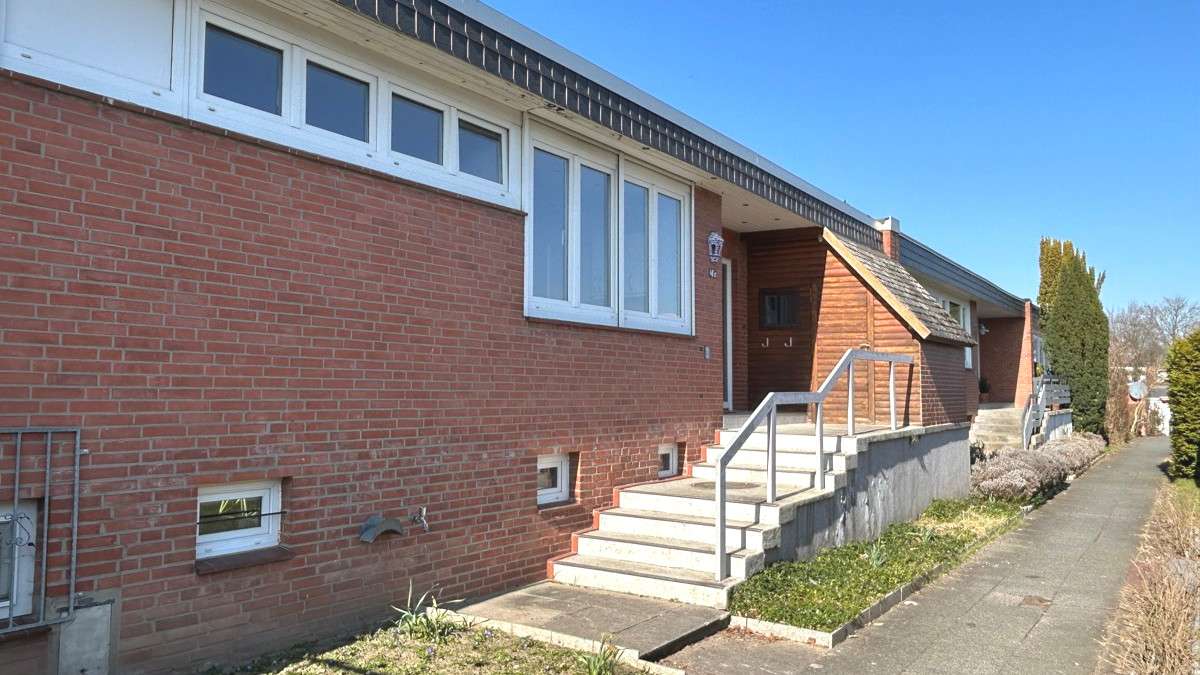 3 bedrooms Townhouse in Harburg, Germany No. 42336