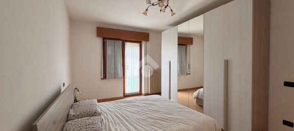 4 rooms Apartment in Feltre, Italy No. 267586 9