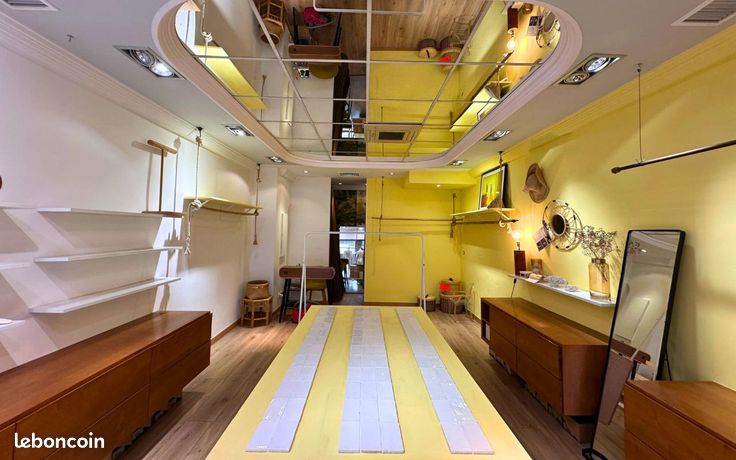 33m² Commercial property in L'Ile-Rousse, France No. 303742