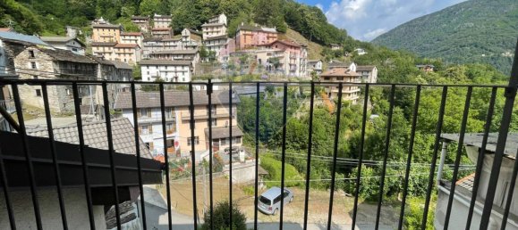 4 rooms House in Gurro, Italy No. 149521 24