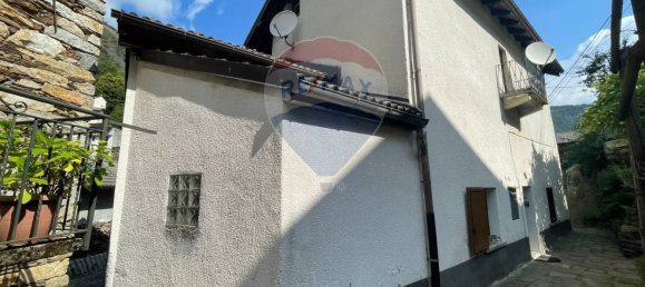 4 rooms House in Gurro, Italy No. 149521 3