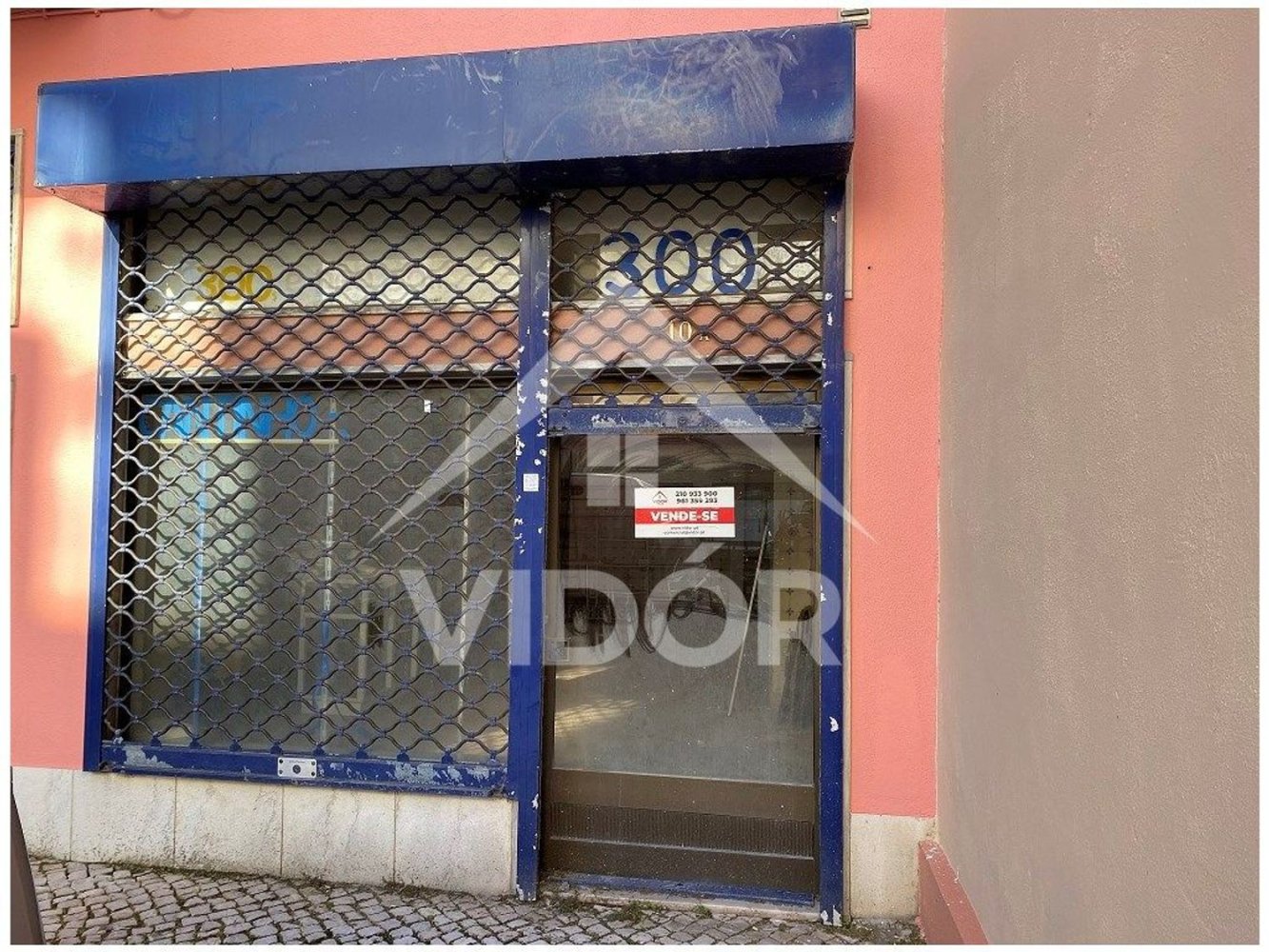 Bâtiment à Loures, Portugal 55m² No. 309346