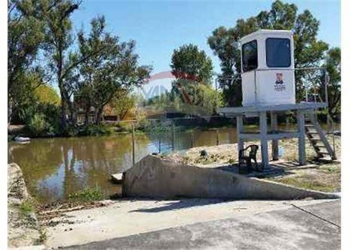  Land in Tigre, Argentina No. 36671