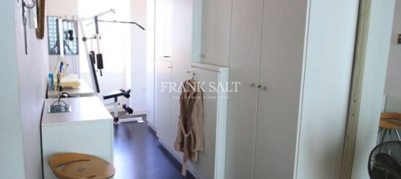 2 chambres Maison de ville à Senglea, Malta No. 9289 12