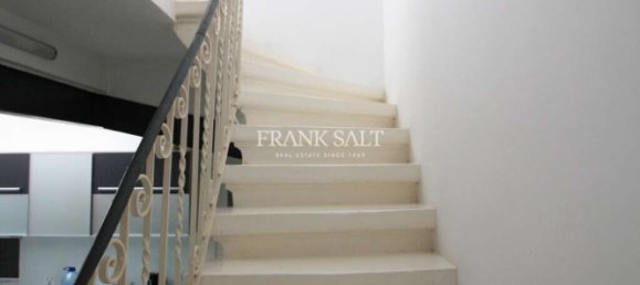 2 chambres Maison de ville à Senglea, Malta No. 9289 14