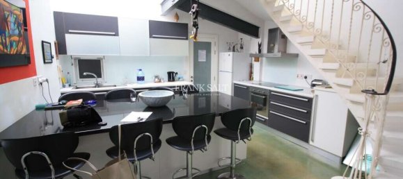 2 chambres Maison de ville à Senglea, Malta No. 9289 15