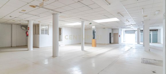 Коммерческая недвижимость 396м² в Санта-Фе, Испания № 169062 11