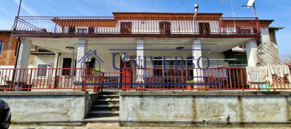 6 rooms Villa in Borgo Priolo, Italy No. 171875 2